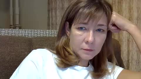 ellajohnsonx online show from December 1, 4:29 pm