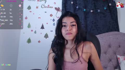 Snapshot of ellajonz chatting on December 16, 8:41 am Ella Amoneth online show from December 16, 8:41 am