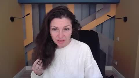 EllaLongs online show from January 16, 12:31 pm