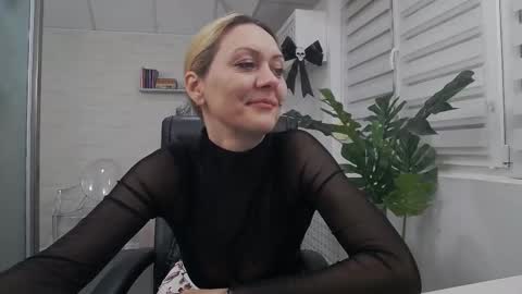            online show from October 19, 4:40 pm