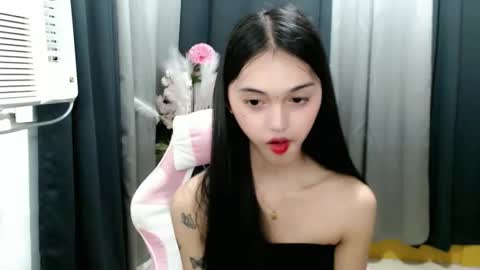 ELLA online show from May 6, 3:28 pm
