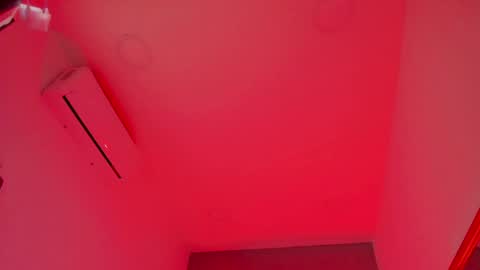 Ella online show from January 12, 4:00 am