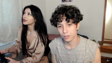 Snapshot of ellancain chatting on April 29, 5:30 pm Ella and Cain online show from April 29, 5:30 pm