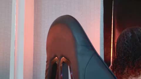 Snapshot of ellasanders chatting on March 25, 12:38 am Ella Sanders online show from March 25, 12:38 am