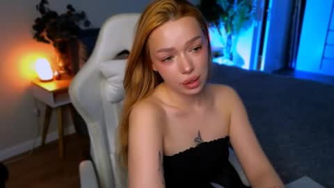 Ella online show from May 22, 6:20 am