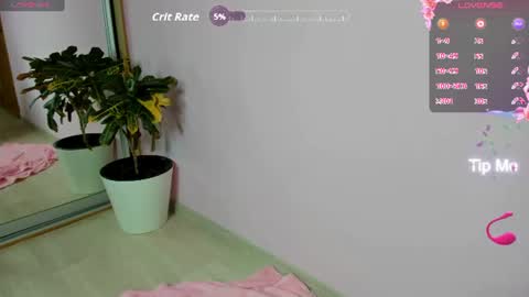 Snapshot of ellen_rosi chatting on June 20, 2:03 am rosi online show from June 20, 2:03 am