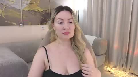 ElleSoft1 online show from July 25, 7:11 pm