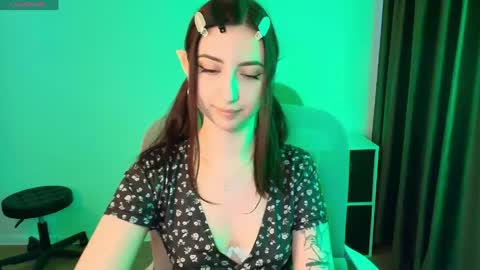 alice online show from May 18, 2:12 pm