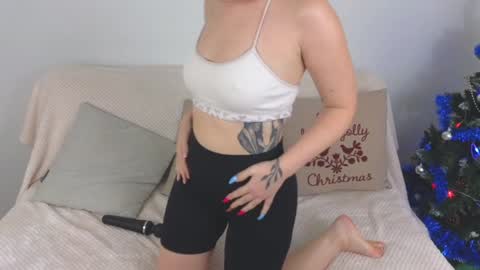 Ellie online show from December 20, 11:32 am
