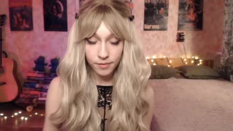 ellie_friendly online show from January 14, 1:49 pm