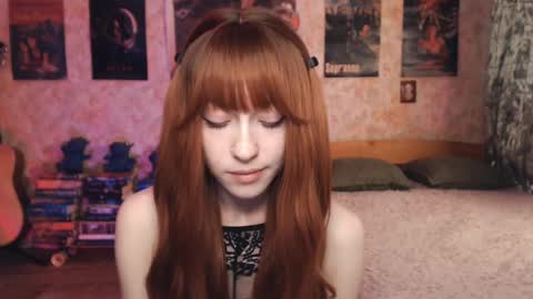 ellie_friendly online show from September 10, 1:49 am