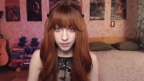 ellie_friendly online show from September 17, 11:17 pm