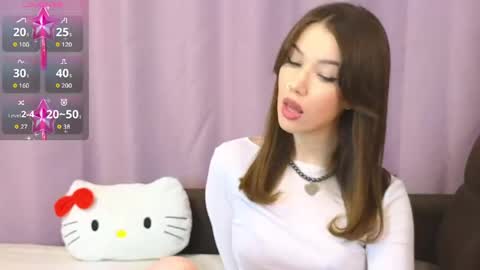 Snapshot of ellie_miller_ chatting on March 22, 9:29 pm ellie online show from March 22, 9:29 pm