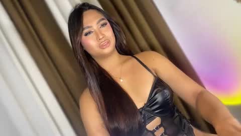 ellie online show from October 11, 3:50 am