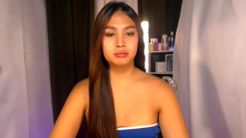ellie online show from May 9, 7:30 pm