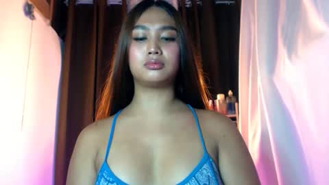 ellie online show from May 14, 6:04 pm