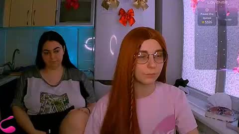 Snapshot of ellies_8 chatting on February 4, 12:33 pm Ellie online show from February 4, 12:33 pm