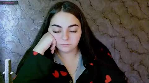 Snapshot of ellies_8 chatting on October 6, 1:08 pm Ellie online show from October 6, 1:08 pm