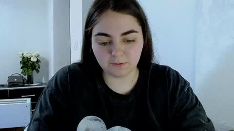 Ellie online show from April 30, 5:58 am