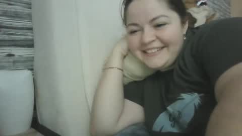 Snapshot of ellimol chatting on January 11, 12:07 pm EliMoL online show from January 11, 12:07 pm