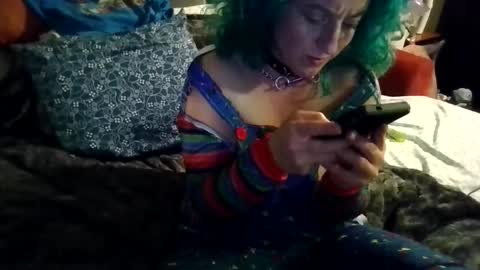 Snapshot of elliohh chatting on May 8, 6:30 am Elliohh online show from May 8, 6:30 am