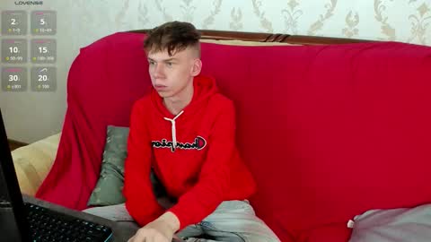 Snapshot of elliot_mars_ chatting on September 25, 6:22 pm elliot_mars_ online show from September 25, 6:22 pm