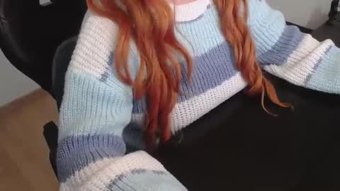 Elly online show from November 28, 3:25 pm