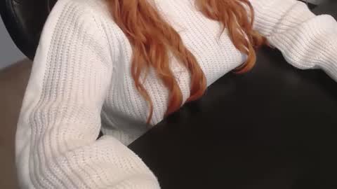 Elly online show from February 6, 10:18 am