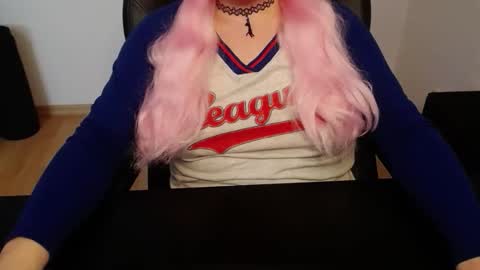 Elly online show from March 24, 7:13 am