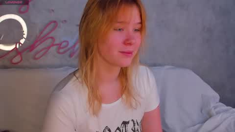 ellya_castro online show from September 18, 12:12 am