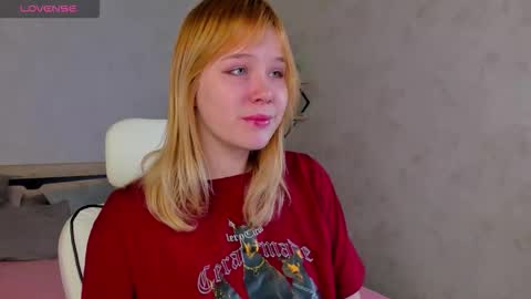 ellya_castro online show from November 25, 12:32 am