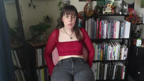 Snapshot of ellynaomi chatting on October 18, 4:52 pm Elly Naomi online show from October 18, 4:52 pm