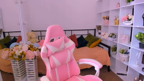 elma_lily online show from February 10, 7:23 am