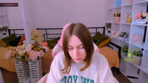 elma_lily online show from February 11, 7:35 am