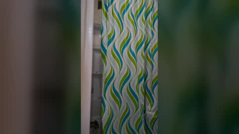 Snapshot of elmario24 chatting on March 7, 11:07 am elmario24 online show from March 7, 11:07 am