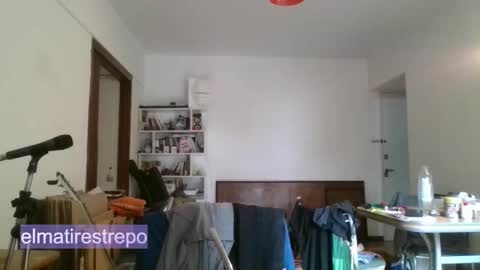 Mati Restrepo online show from December 14, 1:49 pm