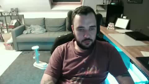 Elmo online show from November 3, 8:43 pm