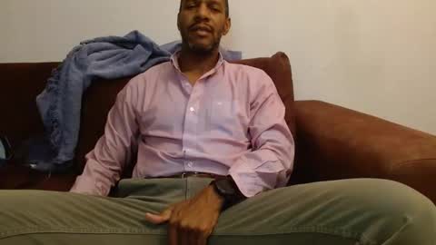 My name is Elmore. Please say hello I like to chat with you. If you have requests or dirty talk please use tip online show from March 11, 2:54 am