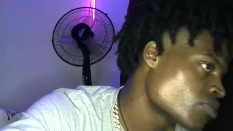 Snapshot of elniga21 chatting on February 24, 12:41 am EL NIIGGGAA  21                                                                  EL NIGGA  21 online show from February 24, 12:41 am