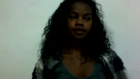 elodie228680 online show from June 16, 4:59 am