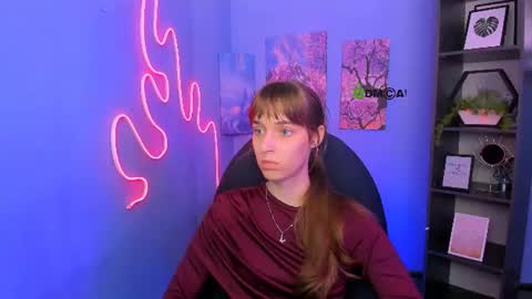 Snapshot of elodie_crystal chatting on July 13, 1:03 pm Ella online show from July 13, 1:03 pm