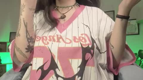 Eloise  . online show from November 25, 4:45 am