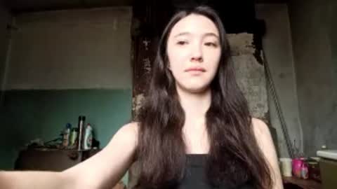 Elara online show from June 22, 2:35 am