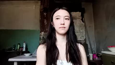 Elara online show from June 27, 2:16 am
