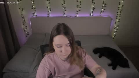 Ela give me a thumbs up if you like it  and this is important for the development of the account online show from March 5, 8:38 pm