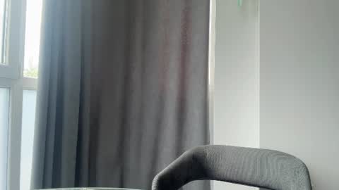 Snapshot of elowynx chatting on June 11, 8:56 am Milana online show from June 11, 8:56 am