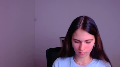 Elsa online show from January 7, 7:38 pm