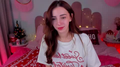 Snapshot of elsa_xo chatting on December 26, 2:01 am Michelle online show from December 26, 2:01 am