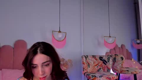 Snapshot of elsa_xo chatting on February 10, 2:30 am Michelle online show from February 10, 2:30 am