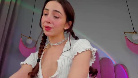 Snapshot of elsa_xo chatting on February 23, 11:04 pm Michelle online show from February 23, 11:04 pm
